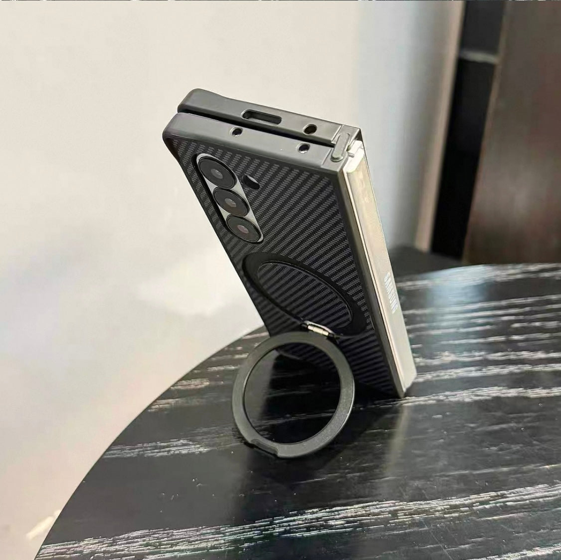 Carbon Fiber Magnetic Armor Case With 360° Ring Holder